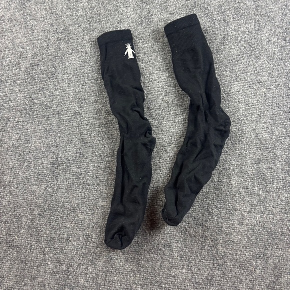 Smartwool Accessories - SMARTWOOL Black Mid Calf Thin Wool Socks Size: Large